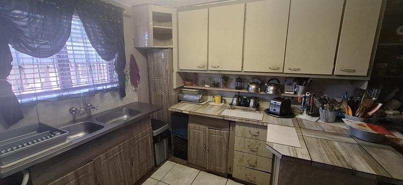 5 Bedroom Property for Sale in Dana Bay Western Cape